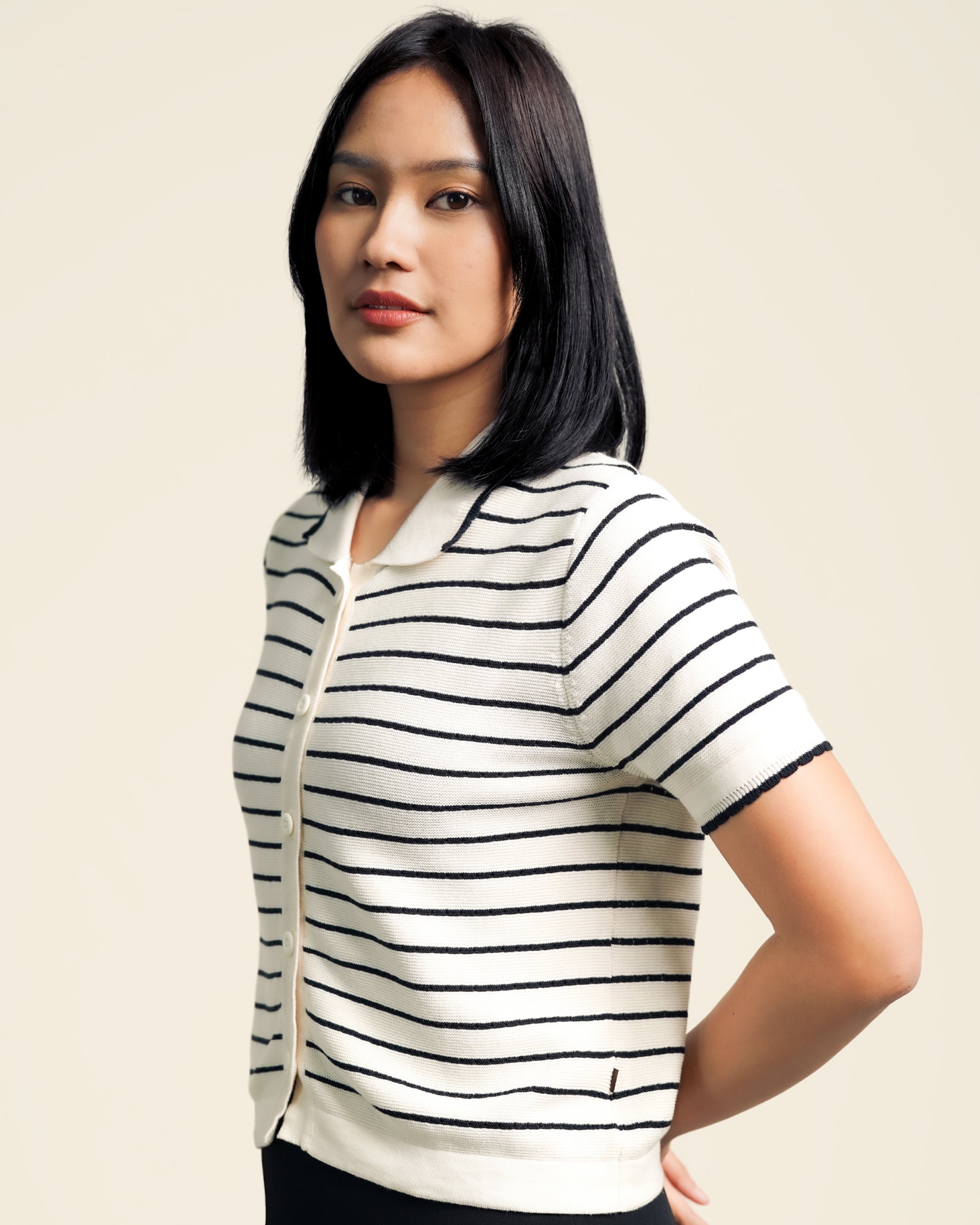 Nalure Anna Polo Shirt Wanita | Polo Knit | Stripe Scallop Lengan Pendek