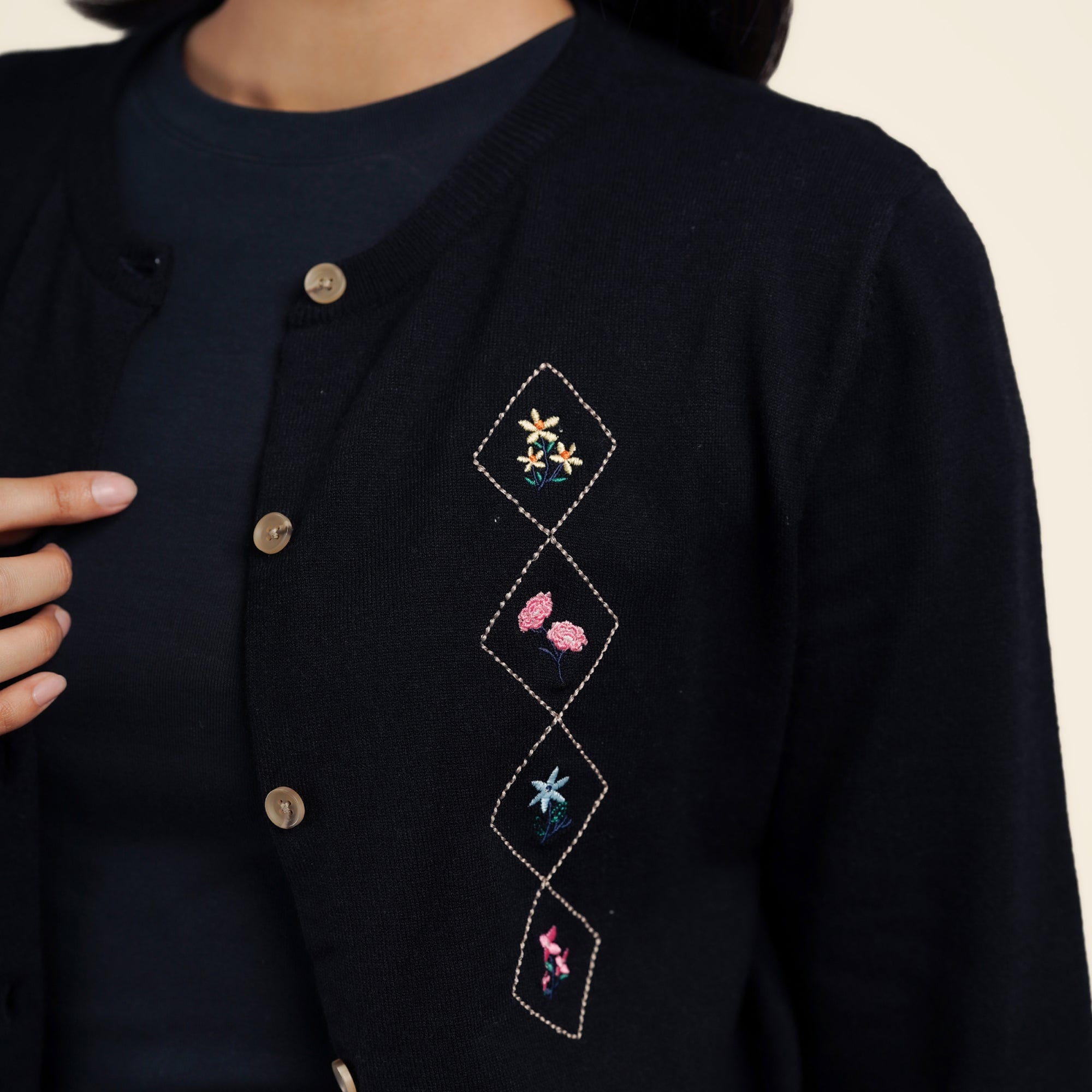 Nalure Cyrene Cardigan Wanita | Cardigan Rajut | Long Sleeve Crewneck Bunga