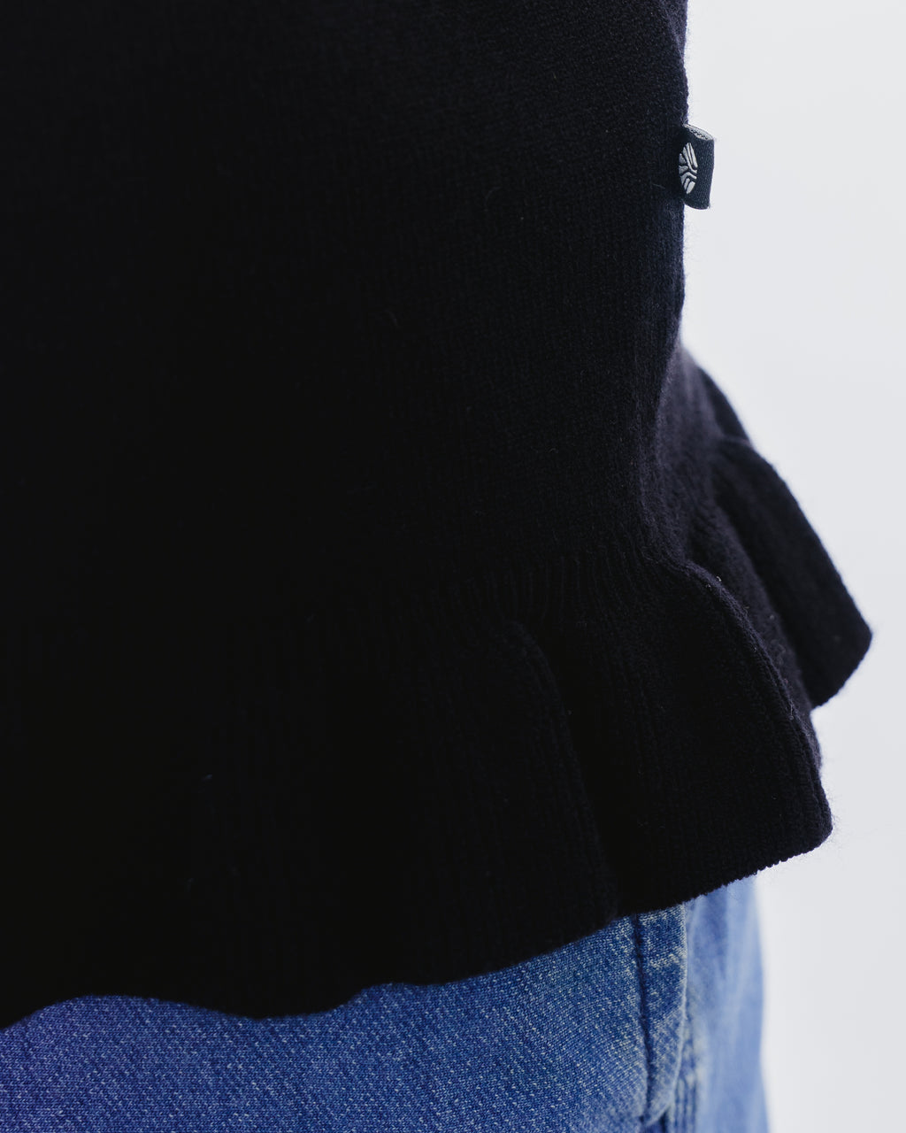 Nalure Chalote Frill Cardigan