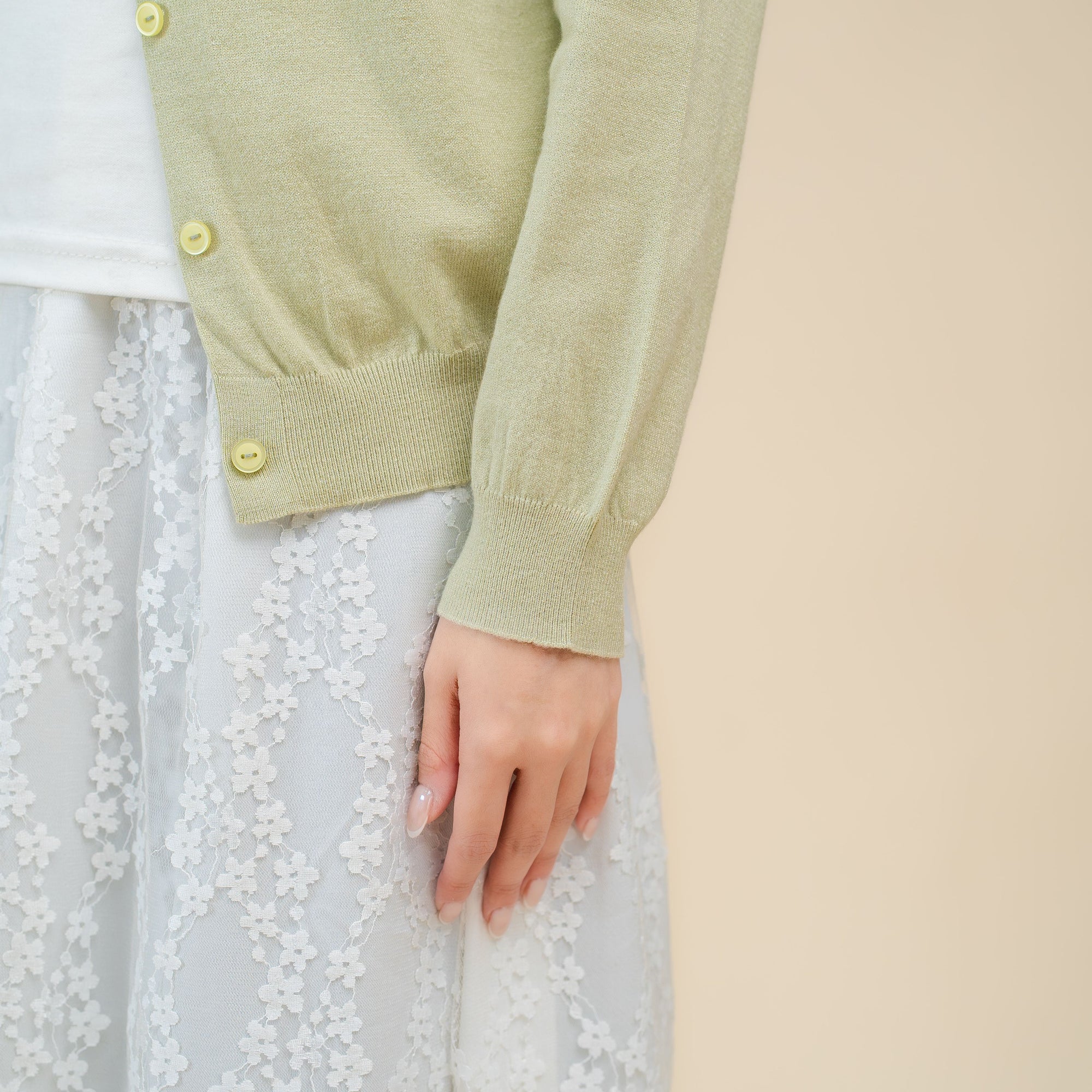 Nalure Cherry Cardigan | Cardigan Rajut | Long Sleeve Crewneck